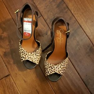Leopard shoes